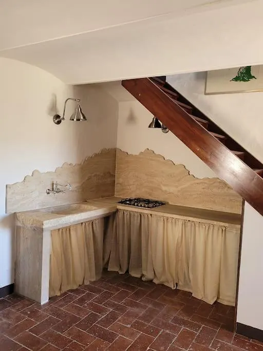 Private 2 Bedrooms Home In Saturnia Centre
