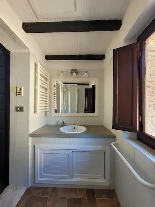 Private 2 Bedrooms Home In Saturnia Centre