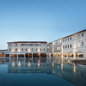 Terme Di Natural & Golf - The Leading Of The World מלון